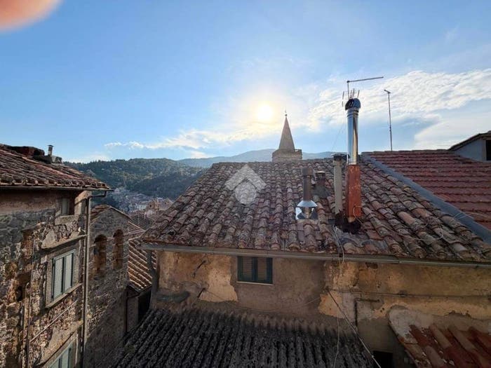 Appartamento trilocale in vendita in Via bastione, Centro, Soriano nel Cimino