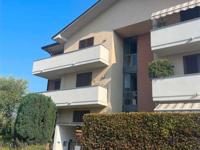 Appartamento con 5 locali in vendita in Capiago Intimiano Olmeda, Capiago Intimiano