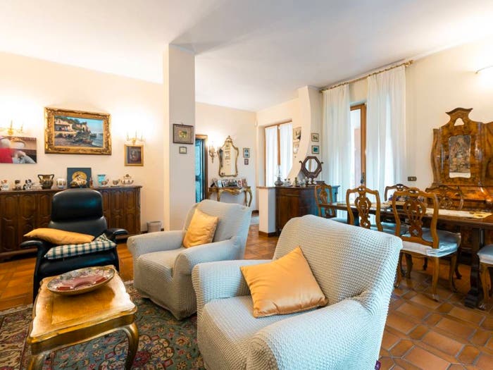 Casa con 5 locali in vendita in Pittolo, Piacenza