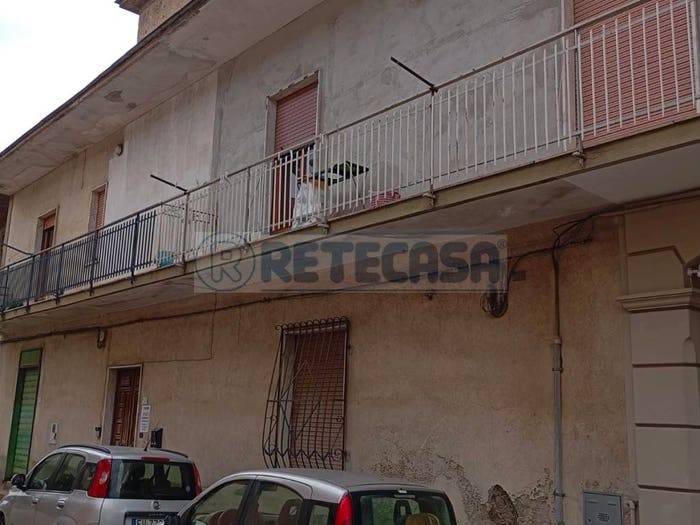 Casa con 6 locali in vendita in Via Foggia, Marcianise