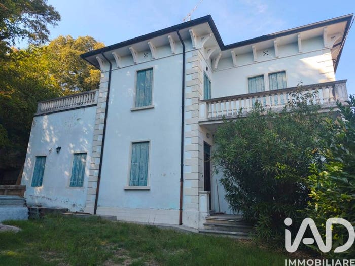 Casa con 6 locali in vendita in Via BORGOMALE, Orgiano