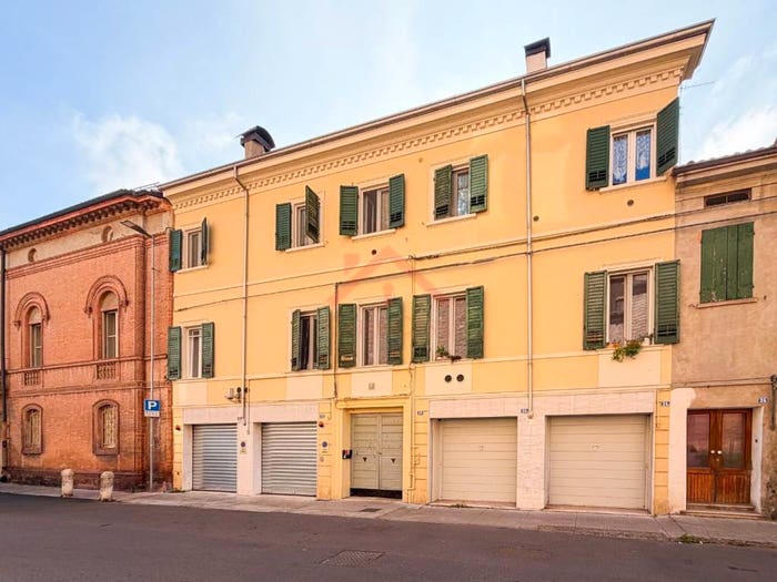 Appartamento bilocale in vendita in Via San Francesco Carpi MO Italia, Centro Storico, Carpi