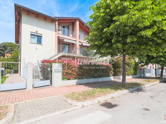 Appartamento trilocale in vendita in Via Claudio Monteverdi, Santa Monica Cella, Misano Adriatico