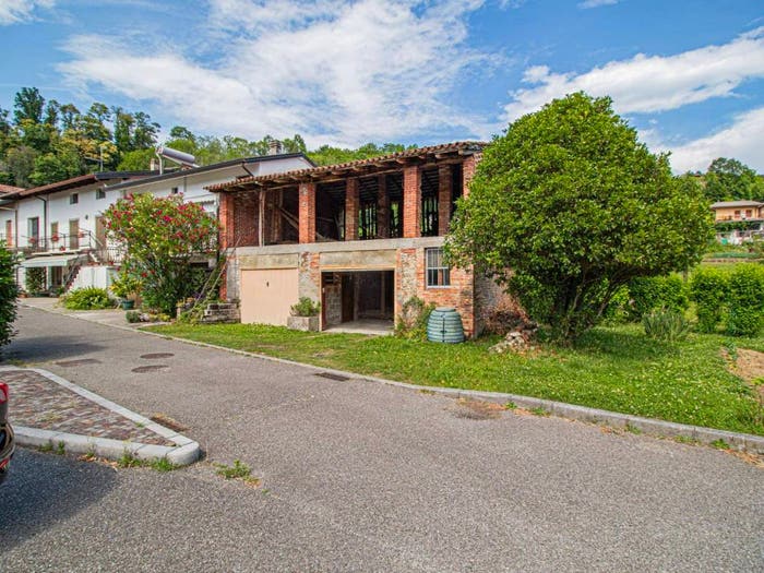 Casa trilocale in vendita in Centro, Magnano in Riviera