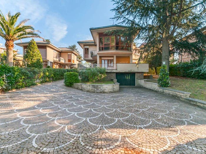 Casa con 6 locali in vendita in Viale Aldo Moro, Centro, Gallicano nel Lazio