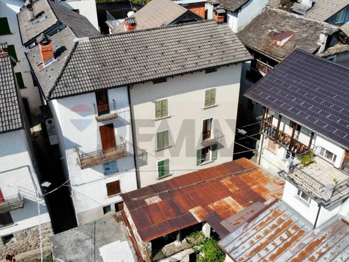 Case in Vendita e in Affitto - 2