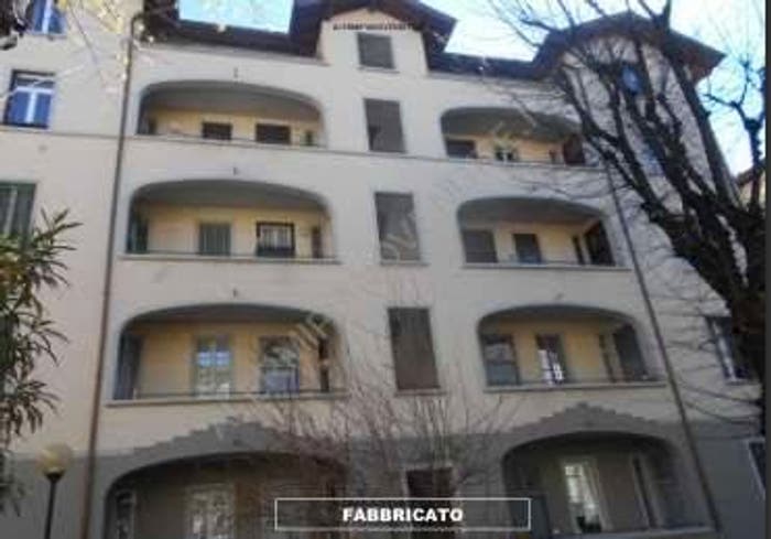 Appartamento bilocale in vendita in Via Giovanni Pascoli, Città Studi, Milano