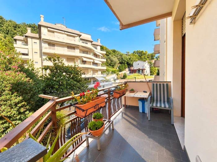 Appartamento quadrilocale in vendita in Via Laviosa, Pegli, Genova
