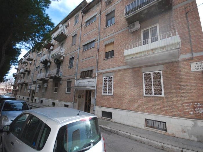 Appartamento trilocale in vendita in Via Pietro Castellino, Vigili del Fuoco, Foggia