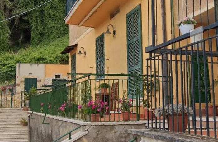 Appartamento trilocale in vendita in Via Consortile, Castel San Pietro Romano
