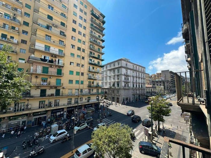 Appartamento con 6 locali in vendita in Via Foria, Sanità, Napoli