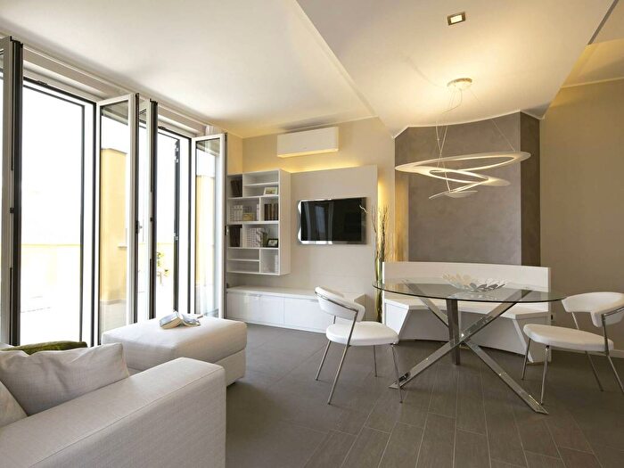 Appartamento trilocale in vendita in Via Madonna degli Angeli, Borghetto Santo Spirito