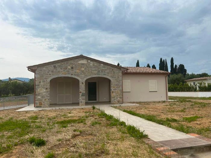 Casa con 5 locali in vendita in Via delle Fontine, Castelfranco di Sotto