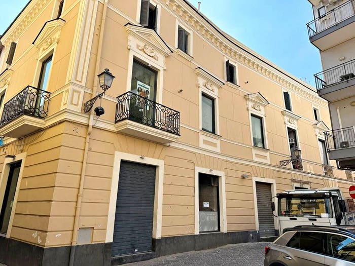 Appartamento trilocale in vendita in Via Seggio, Aversa
