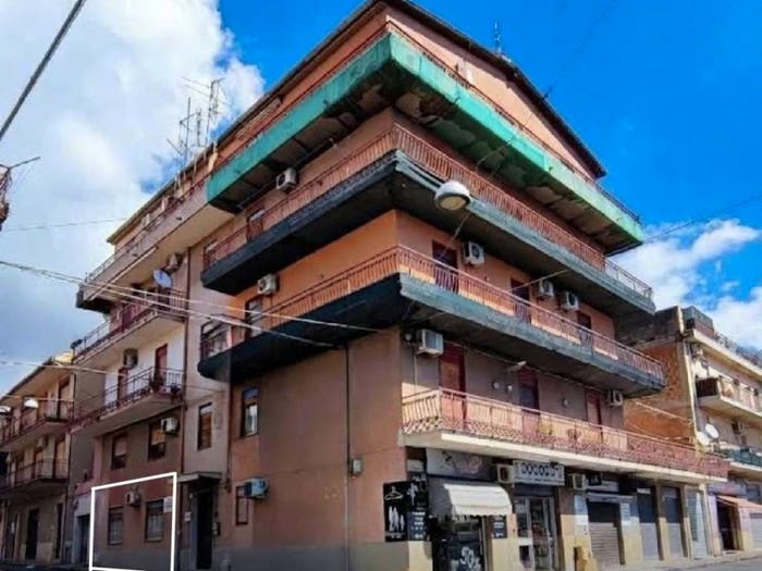 Appartamento con 6 locali in vendita in via Modena, Centro, Misterbianco