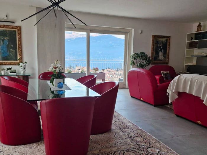 Casa quadrilocale in vendita in Via Maggio, Germignaga