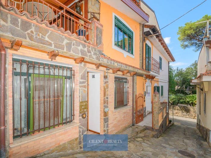 Appartamento bilocale in vendita in Via Peppino Manente, Santa Maria, Castellabate