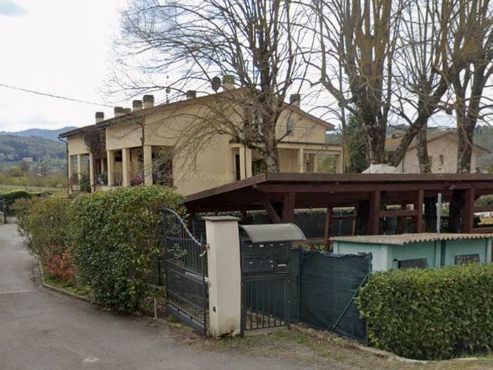 Appartamento con 5 locali in vendita in Via Anconetana, La Pace Staggiano, Arezzo