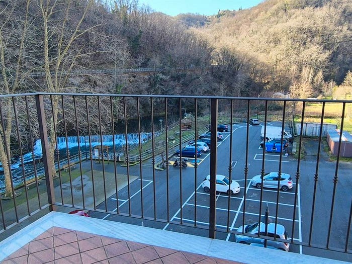 Appartamento con 5 locali in vendita in Piazza dei Pescatori, Gattorna, Moconesi