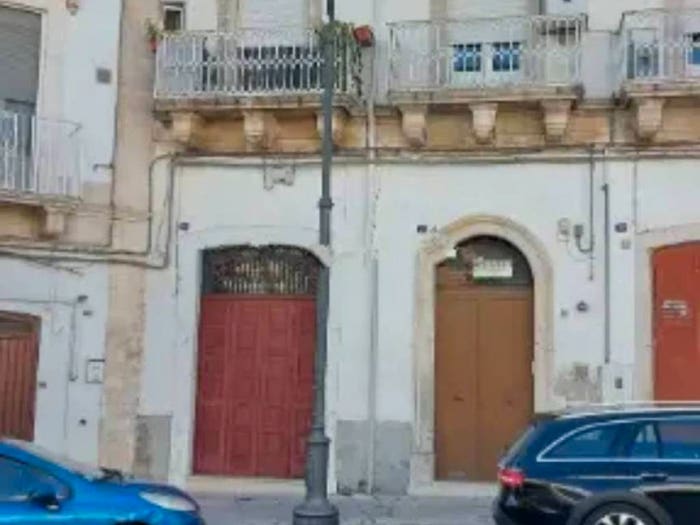 Appartamento trilocale in vendita in Via Gaetano Donizetti, Martina Franca