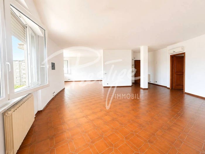 Appartamento con 6 locali in vendita in Via Bragarina, Bragarina, La Spezia