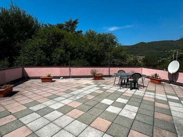 Appartamento trilocale in vendita in Via Sorelle Minola, Centro, Nave