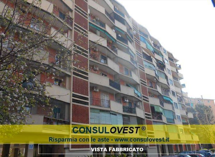 Appartamento quadrilocale in vendita in Piazza Cardinale Pietro Gasparri, Comasina, Milano