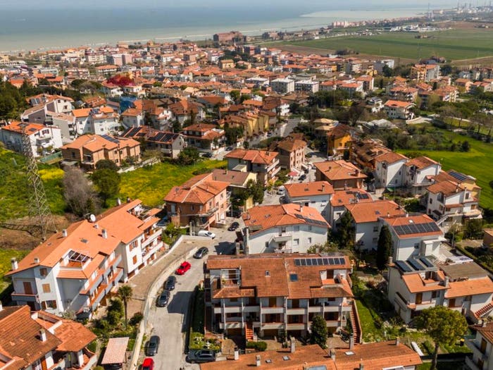 Appartamento con 6 locali in vendita in via dei mandorli, Marina Di Montemarciano, Montemarciano