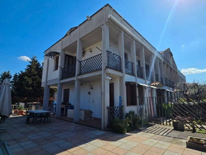 Casa con 6 locali in vendita in Via Maggiore, Fornacelle, Montemurlo
