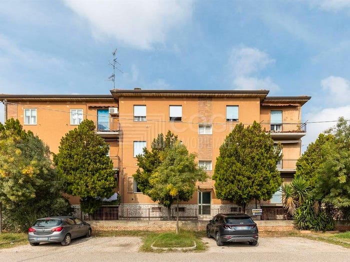 Appartamento trilocale in vendita in Colombarina, Imola