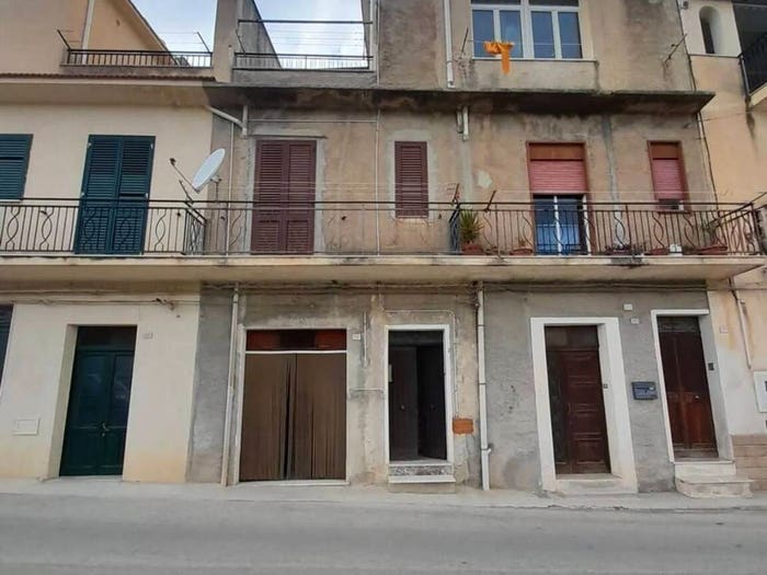 Casa bilocale in vendita in Via Vassalli, Sambuca di Sicilia