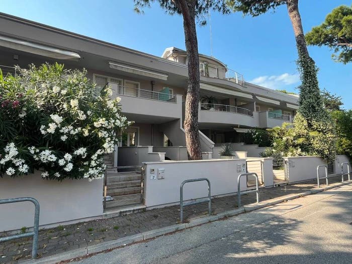 Appartamento trilocale in vendita in Via Marche, Pinarella, Cervia