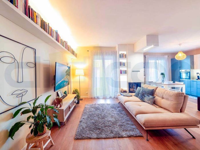 Appartamento trilocale in vendita in Via Giuseppe Mazzini, Centro, Magliolo