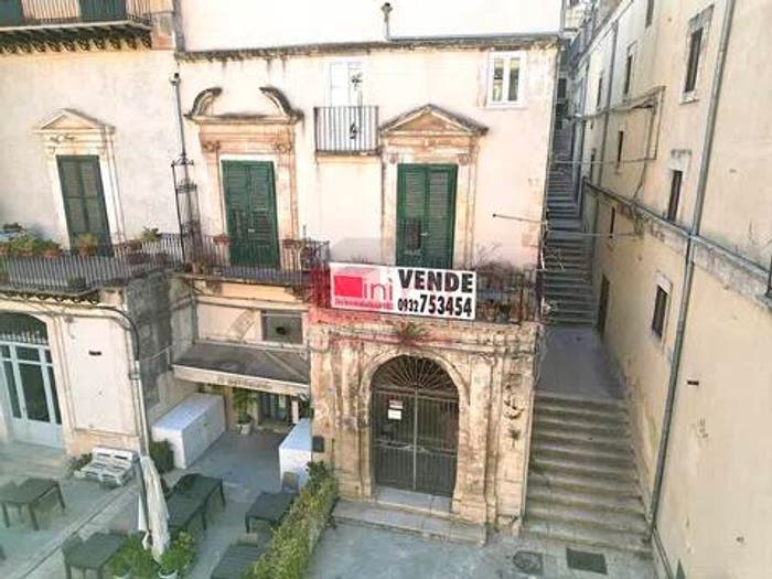 Casa con 6 locali in vendita in Corso Umberto I, Modica Bassa, Modica