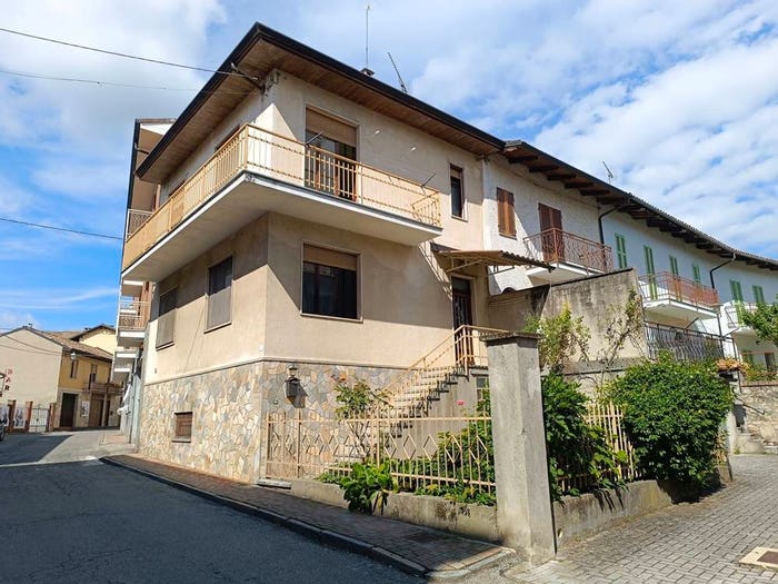 Casa quadrilocale in vendita in Via Umberto I, Centro, Murisengo Monferrato