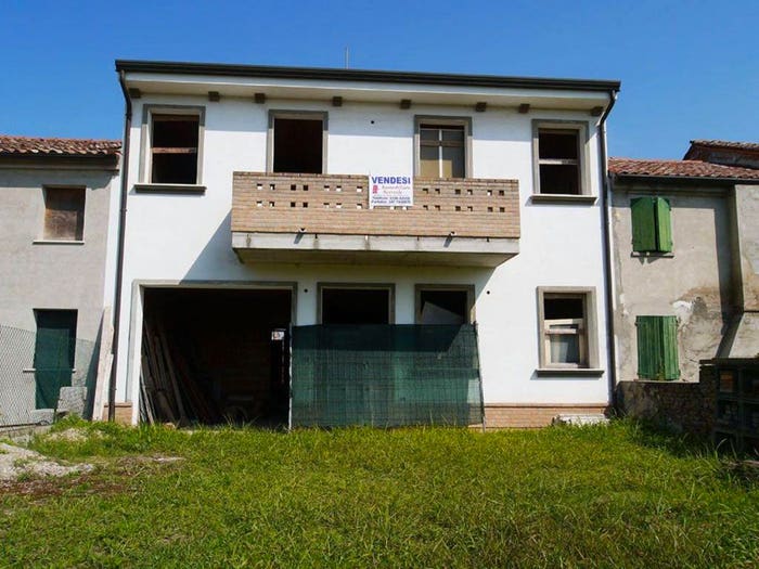Casa con 6 locali in vendita in Via Bosco Papino, Centro, Salara
