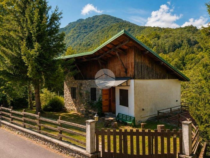 Casa bilocale in vendita in Strada Provinciale, San Bernardo, Mendatica
