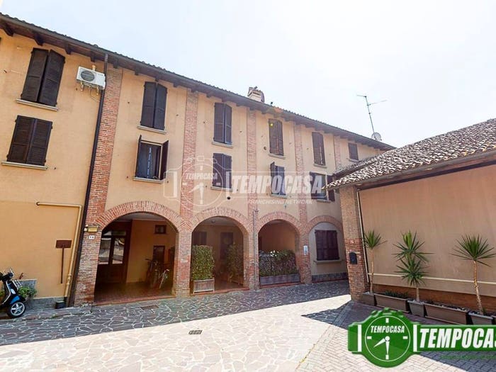 Appartamento trilocale in vendita in Via Enrico Martini, Santa Maria San Bernardino Castelnuovo, Crema