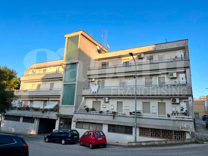 Appartamento quadrilocale in vendita in VIA DEGLI ABETI, Montemesola