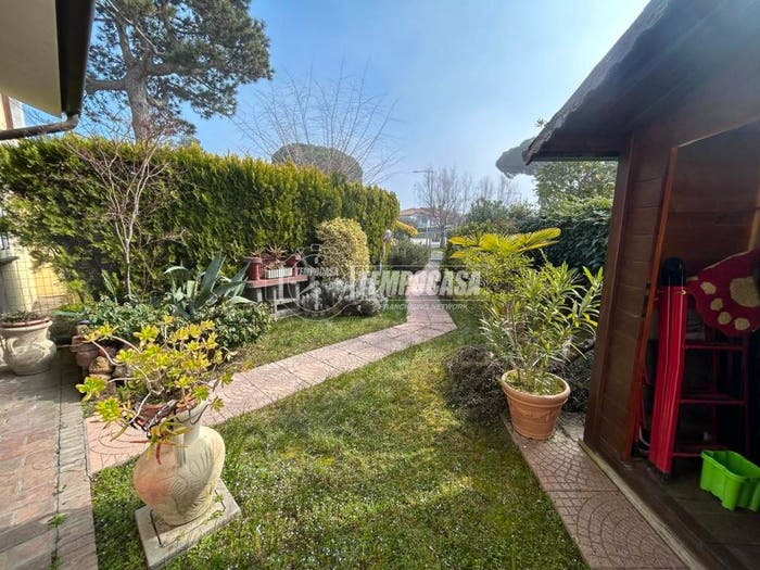 Casa trilocale in vendita in Viale Alaska, Lido delle Nazioni, Comacchio