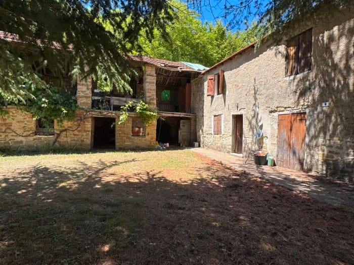 Casa con 6 locali in vendita in Frazione Noceto Sottano, Monesiglio