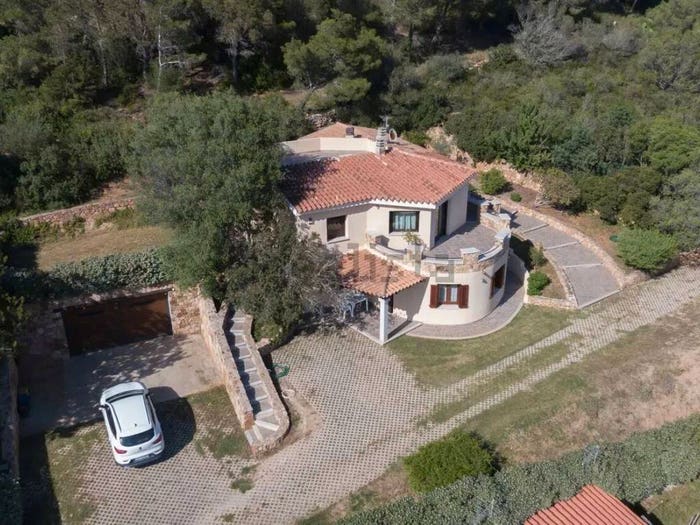 Casa con 6 locali in vendita in Via Delle Ville, Murta Maria Porto Istana, Olbia
