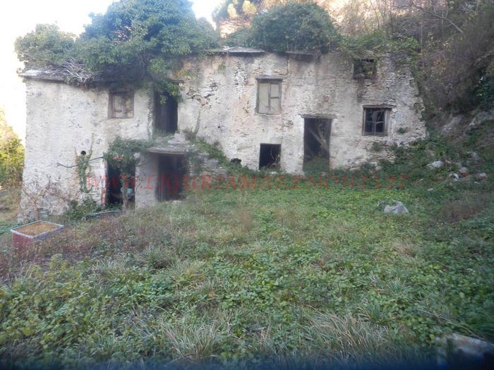 Casa quadrilocale in vendita in Località Cerisole, Albisola Superiore