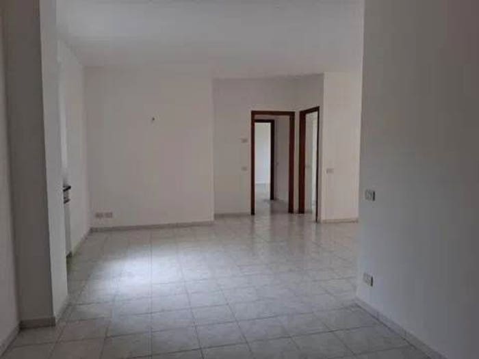 Appartamento con 5 locali in vendita in Via Luigi Valentini, Centro, Arcola