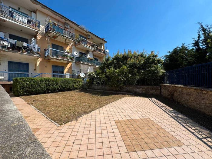 Appartamento trilocale in vendita in Via San Castrese, Centro, Marano di Napoli
