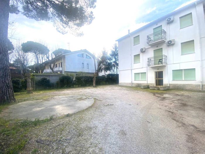 Casa con 6 locali in vendita in Centro, Cervia