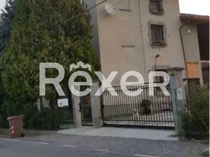 Casa quadrilocale in vendita in Via Caretta, Casteggio