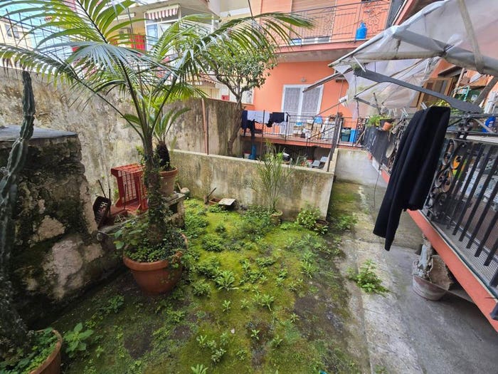 Appartamento bilocale in vendita in Via Aldo Moro, Quarto