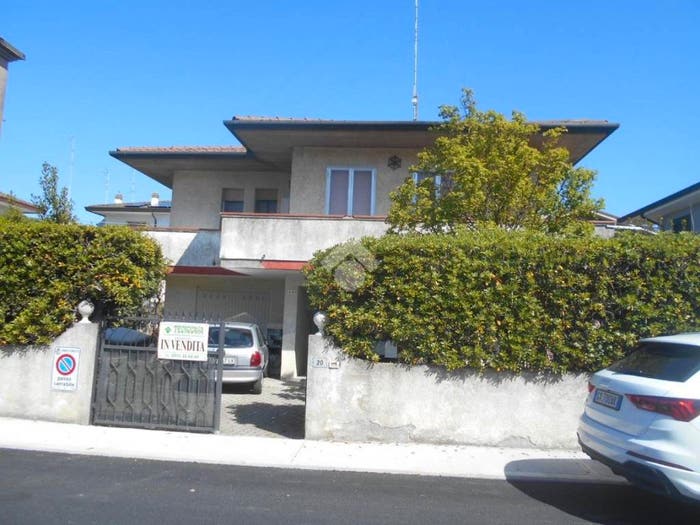 Casa con 6 locali in vendita in Via Eremo, Porto Garibaldi, Comacchio