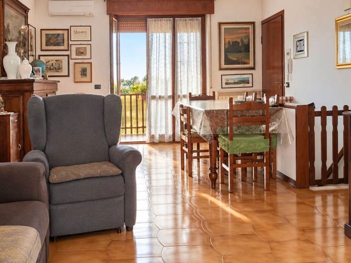 Appartamento quadrilocale in vendita in Via Asiago, Bussolengo